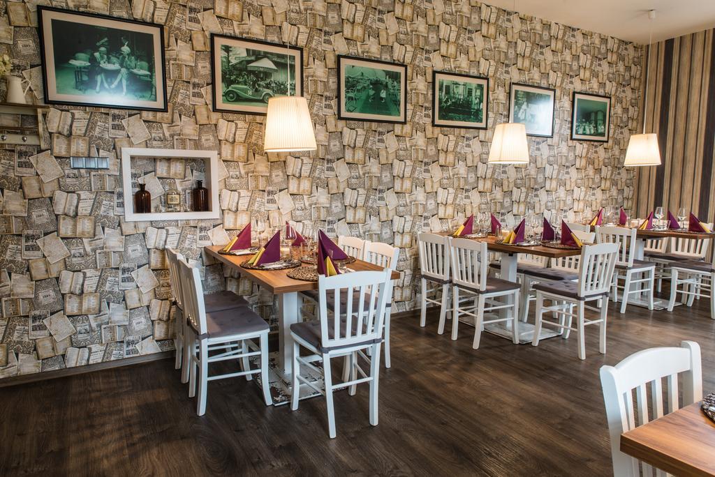 Restaurace Stara Lipa Hotel Ceska Lipa Exterior photo